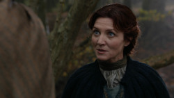 extant_GameOfThrones_2x05-TheGhostOfHarrenhal_4036