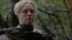extant_GameOfThrones_2x05-TheGhostOfHarrenhal_4040
