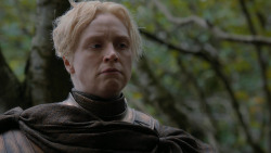 extant_GameOfThrones_2x05-TheGhostOfHarrenhal_4042