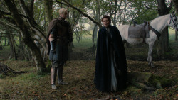 extant_GameOfThrones_2x05-TheGhostOfHarrenhal_4047
