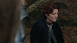 extant_GameOfThrones_2x05-TheGhostOfHarrenhal_4053