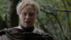 extant_GameOfThrones_2x05-TheGhostOfHarrenhal_4074