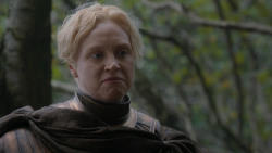extant_GameOfThrones_2x05-TheGhostOfHarrenhal_4094