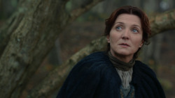 extant_GameOfThrones_2x05-TheGhostOfHarrenhal_4104