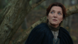 extant_GameOfThrones_2x05-TheGhostOfHarrenhal_4105
