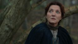 extant_GameOfThrones_2x05-TheGhostOfHarrenhal_4106