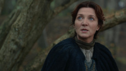 extant_GameOfThrones_2x05-TheGhostOfHarrenhal_4107
