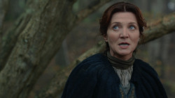 extant_GameOfThrones_2x05-TheGhostOfHarrenhal_4109