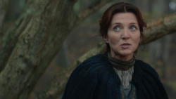 extant_GameOfThrones_2x05-TheGhostOfHarrenhal_4110