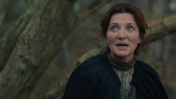extant_GameOfThrones_2x05-TheGhostOfHarrenhal_4111