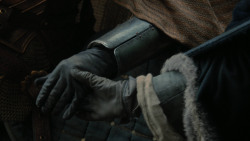 extant_GameOfThrones_2x05-TheGhostOfHarrenhal_4152