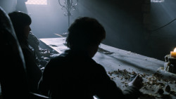 extant_GameOfThrones_2x05-TheGhostOfHarrenhal_4200