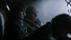 extant_GameOfThrones_2x05-TheGhostOfHarrenhal_4228
