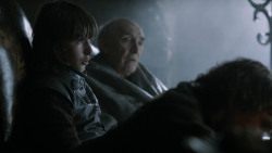 extant_GameOfThrones_2x05-TheGhostOfHarrenhal_4250