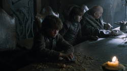 extant_GameOfThrones_2x05-TheGhostOfHarrenhal_4283