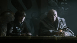 extant_GameOfThrones_2x05-TheGhostOfHarrenhal_4298