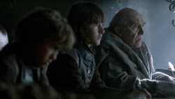 extant_GameOfThrones_2x05-TheGhostOfHarrenhal_4324