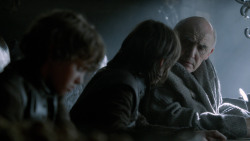 extant_GameOfThrones_2x05-TheGhostOfHarrenhal_4330