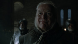 extant_GameOfThrones_2x05-TheGhostOfHarrenhal_4335