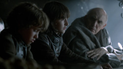 extant_GameOfThrones_2x05-TheGhostOfHarrenhal_4338
