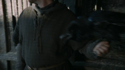 extant_GameOfThrones_2x05-TheGhostOfHarrenhal_4367