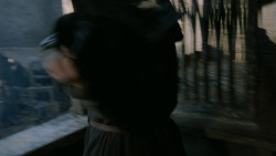 extant_GameOfThrones_2x05-TheGhostOfHarrenhal_4368