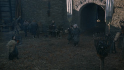 extant_GameOfThrones_2x05-TheGhostOfHarrenhal_4375