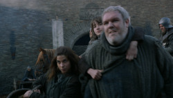 extant_GameOfThrones_2x05-TheGhostOfHarrenhal_4387