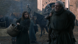 extant_GameOfThrones_2x05-TheGhostOfHarrenhal_4394