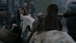 extant_GameOfThrones_2x05-TheGhostOfHarrenhal_4399