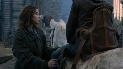 extant_GameOfThrones_2x05-TheGhostOfHarrenhal_4426