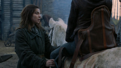 extant_GameOfThrones_2x05-TheGhostOfHarrenhal_4427