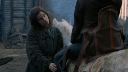 extant_GameOfThrones_2x05-TheGhostOfHarrenhal_4429