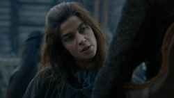 extant_GameOfThrones_2x05-TheGhostOfHarrenhal_4449