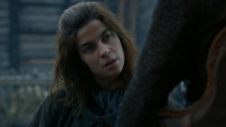 extant_GameOfThrones_2x05-TheGhostOfHarrenhal_4451