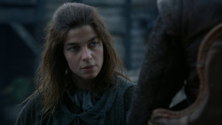 extant_GameOfThrones_2x05-TheGhostOfHarrenhal_4471