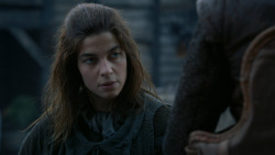extant_GameOfThrones_2x05-TheGhostOfHarrenhal_4472