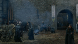 extant_GameOfThrones_2x05-TheGhostOfHarrenhal_4491