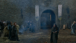 extant_GameOfThrones_2x05-TheGhostOfHarrenhal_4495
