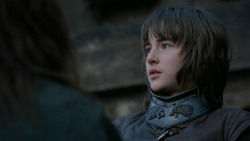 extant_GameOfThrones_2x05-TheGhostOfHarrenhal_4501