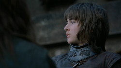 extant_GameOfThrones_2x05-TheGhostOfHarrenhal_4506