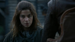 extant_GameOfThrones_2x05-TheGhostOfHarrenhal_4514
