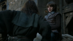 extant_GameOfThrones_2x05-TheGhostOfHarrenhal_4528