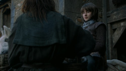 extant_GameOfThrones_2x05-TheGhostOfHarrenhal_4530
