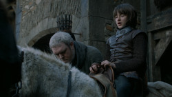 extant_GameOfThrones_2x05-TheGhostOfHarrenhal_4536