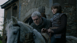 extant_GameOfThrones_2x05-TheGhostOfHarrenhal_4542