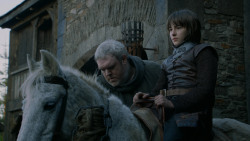 extant_GameOfThrones_2x05-TheGhostOfHarrenhal_4544