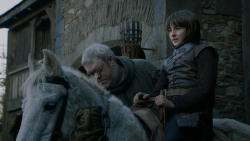 extant_GameOfThrones_2x05-TheGhostOfHarrenhal_4546