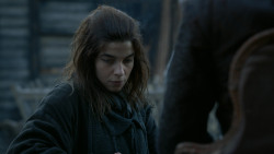 extant_GameOfThrones_2x05-TheGhostOfHarrenhal_4551