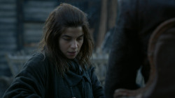 extant_GameOfThrones_2x05-TheGhostOfHarrenhal_4554